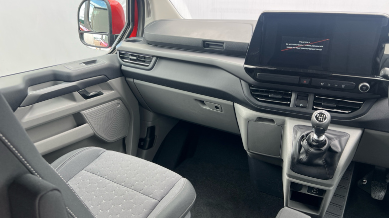 Ford Tourneo Custom 320 L1 Diesel Fwd 2.0 EcoBlue 150ps H1 Titanium 8 seater